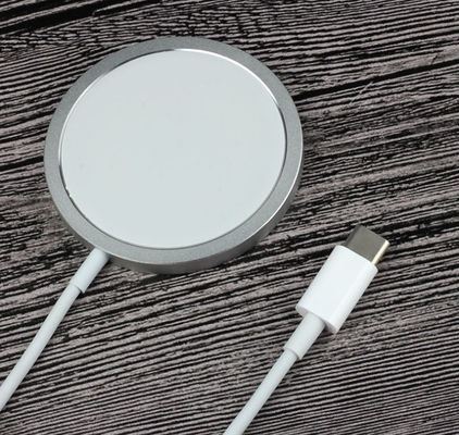สายเคเบิล 1M 15W Type C พอร์ต Qi Wireless Magsafe Charger สำหรับ iPhone